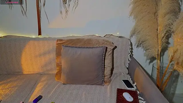 tendersea0 online show from 02-12-26, 05:40