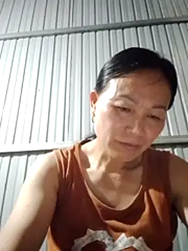 Snapshot of Kiss_love2 chatting on 05-27-26, 01:57 Kiss love2 online show from 05-27-26, 01:57