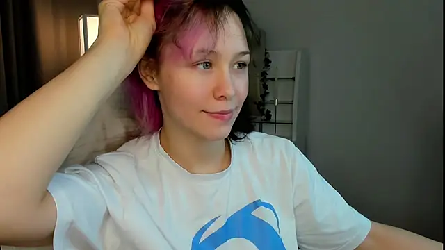 EmilyTrase online show from 07-18-26, 01:14