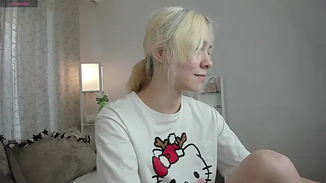 EmilyTrase online show from 03-16-26, 01:24