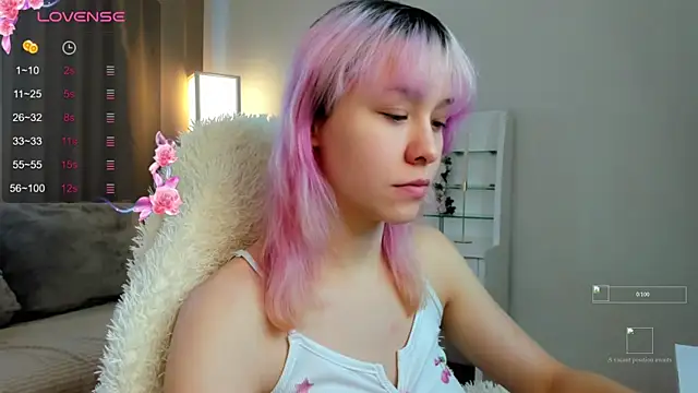 EmilyTrase online show from 06-08-26, 01:11