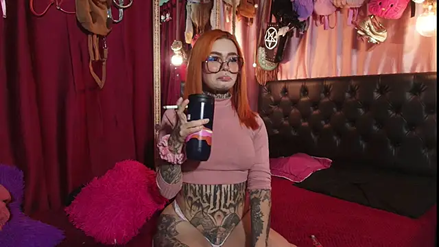 Snapshot of Neicauwu chatting on 02-18-26, 05:16 Neicauwu online show from 02-18-26, 05:16