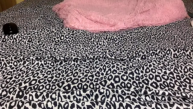 Spicycindy123 online show from 04-01-26, 08:15