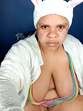 Sweet-Bella17 online show from 07-12-26, 06:20