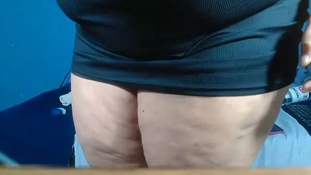 Sweet-Bella17 online show from 07-22-26, 12:12