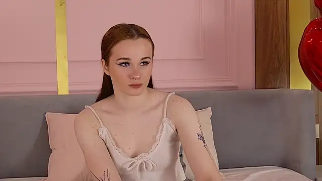 Snapshot of Abigail_Forland chatting on 02-10-26, 06:01 Abigail Forland online show from 02-10-26, 06:01