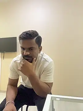 Snapshot of bhagihero chatting on 02-10-26, 08:46 bhagihero online show from 02-10-26, 08:46