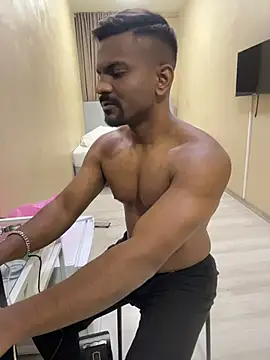 Snapshot of bhagihero chatting on 02-18-26, 06:48 bhagihero online show from 02-18-26, 06:48