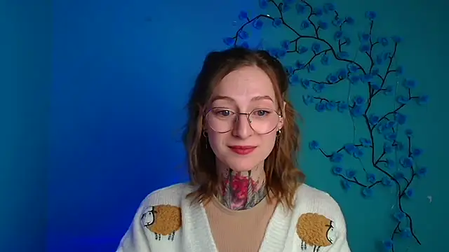 Esmi Winter online show from 03-10-26, 06:50