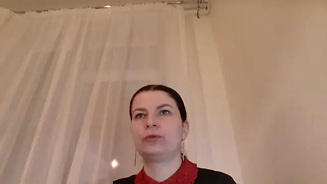 Clover Shine online show from 02-16-26, 05:44