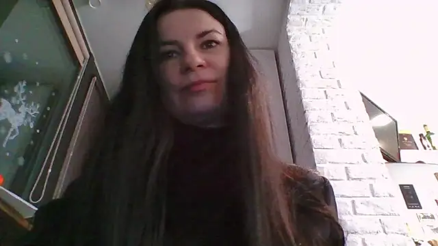 Clover Shine online show from 03-17-26, 05:27