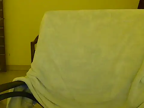 Snapshot of Bold-ladlo chatting on 05-04-26, 06:06 Bold-ladlo online show from 05-04-26, 06:06