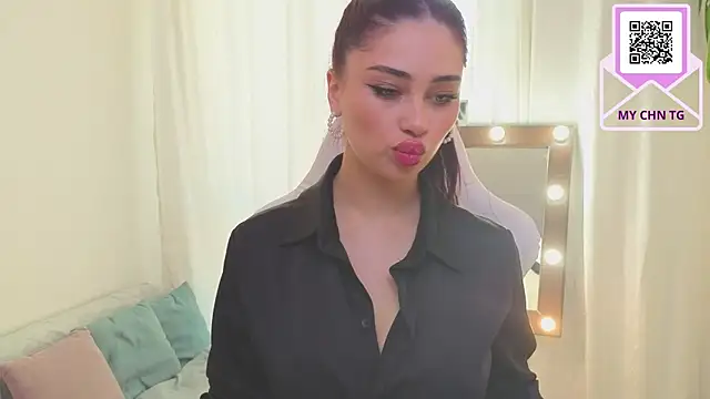 Sofia Plump online show from 03-30-26, 09:11