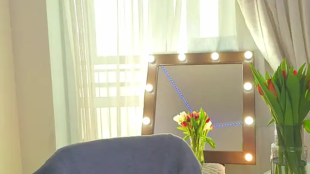 Sofia Plump online show from 03-08-26, 10:40