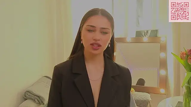 Sofia Plump online show from 03-11-26, 09:03