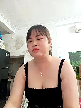 Kee-kimlee online show from 04-13-26, 05:28