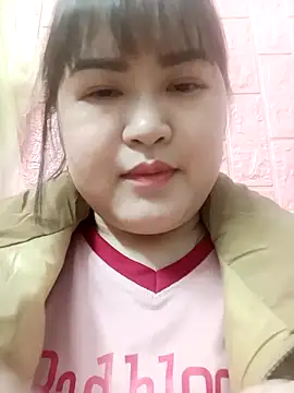 Kee-kimlee online show from 02-12-26, 03:39