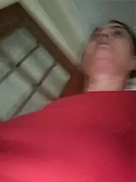 Snapshot of Sony28v chatting on 03-24-26, 08:25 Sony28v online show from 03-24-26, 08:25