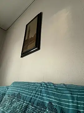 Snapshot of Sony28v chatting on 03-29-26, 05:42 Sony28v online show from 03-29-26, 05:42