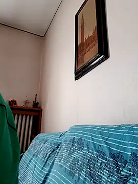 Snapshot of Sony28v chatting on 03-27-26, 06:33 Sony28v online show from 03-27-26, 06:33