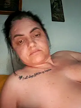 Snapshot of Sony28v chatting on 04-08-26, 05:47 Sony28v online show from 04-08-26, 05:47