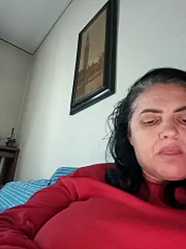 Snapshot of Sony28v chatting on 04-24-26, 05:37 Sony28v online show from 04-24-26, 05:37