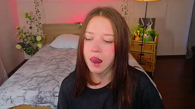 MmollyMay online show from 03-28-26, 10:27