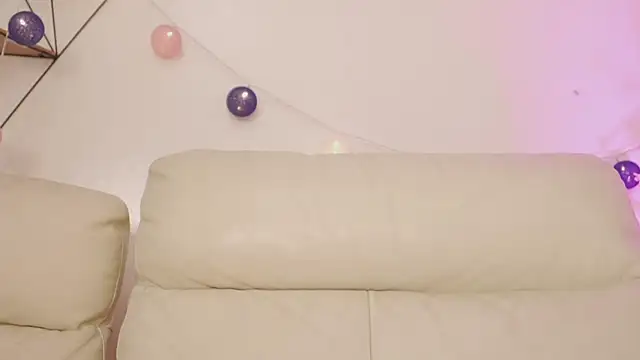 Snapshot of Shopie_Colucci chatting on 02-21-26, 10:50 Shopie Colucci online show from 02-21-26, 10:50