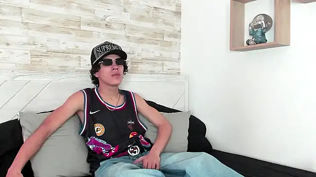 Jordi Cooper online show from 02-21-26, 04:03