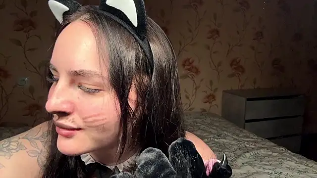 charmybae online show from 02-28-26, 03:11