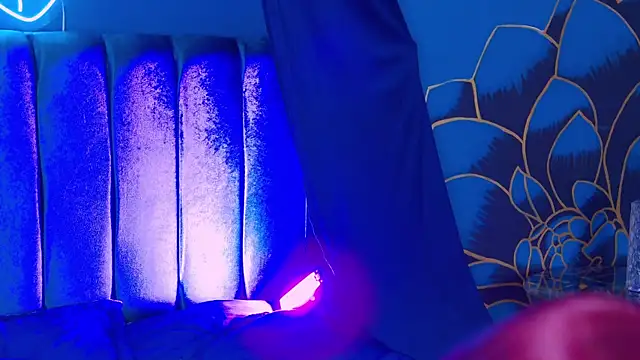 katie rougee  online show from 04-07-26, 09:16