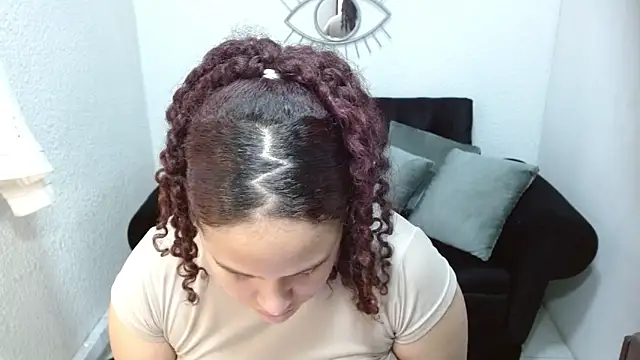 leilanewgirl online show from 03-12-26, 12:31