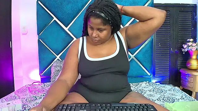 Snapshot of AlexaRousse4u chatting on 02-22-26, 01:41 AlexaRousse4u online show from 02-22-26, 01:41