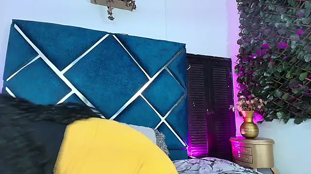 AlexaRousse4u online show from 04-18-26, 02:58