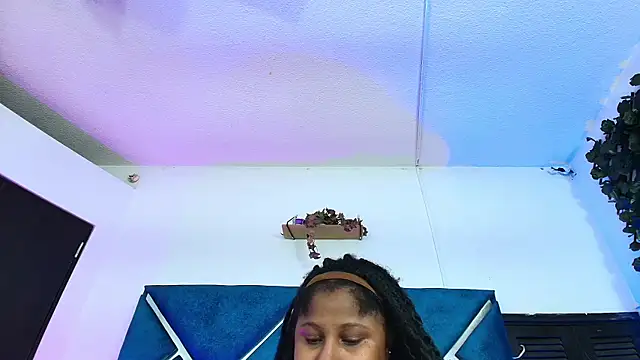 Snapshot of AlexaRousse4u chatting on 05-12-26, 10:27 AlexaRousse4u online show from 05-12-26, 10:27