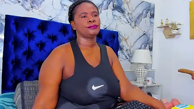 Snapshot of EBONY_SWEEET_ chatting on 05-24-26, 03:17 EBONY SWEEET online show from 05-24-26, 03:17