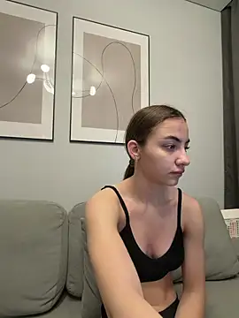 Snapshot of _Patricia_P chatting on 04-22-26, 04:19 Patricia P online show from 04-22-26, 04:19