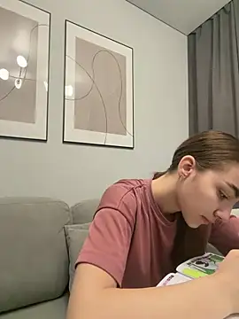  Patricia P online show from 04-15-26, 04:51