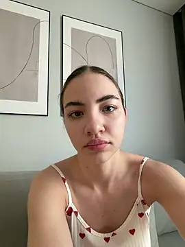 Snapshot of _Patricia_P chatting on 05-02-26, 04:18 Patricia P online show from 05-02-26, 04:18