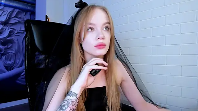 Snapshot of AmyNox chatting on 06-17-26, 01:10 AmyNox online show from 06-17-26, 01:10