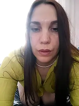 Snapshot of AlisaLowq chatting on 06-22-26, 06:32 AlisaLowq online show from 06-22-26, 06:32