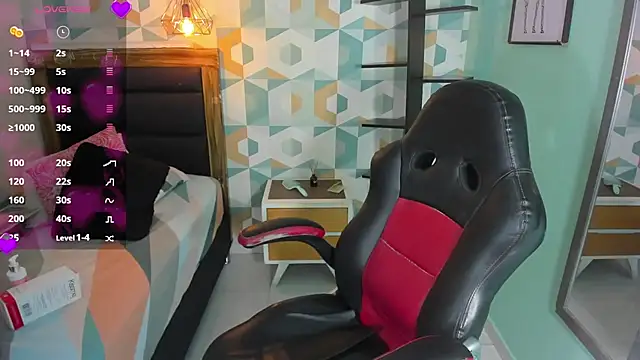 KAROLAGREY online show from 06-06-26, 12:54