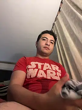 Snapshot of PeterParker99 chatting on 02-10-26, 04:39 PeterParker99 online show from 02-10-26, 04:39