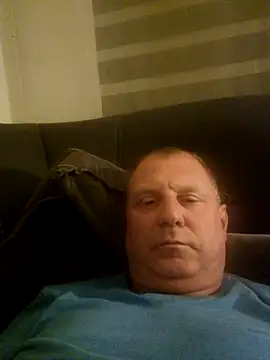 Snapshot of Demik71 chatting on 03-03-26, 11:45 Demik71 online show from 03-03-26, 11:45
