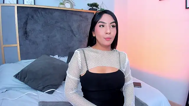 Lola 12  online show from 05-04-26, 01:58