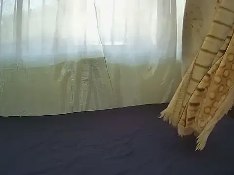 Snapshot of Tallgoddess chatting on 02-10-26, 10:25 Tallgoddess online show from 02-10-26, 10:25