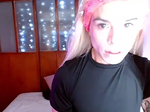 DanniHotBoy02 online show from 02-21-26, 07:16