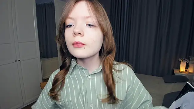 LavenderMitten online show from 02-27-26, 05:07