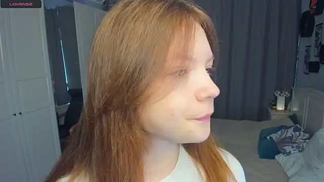 LavenderMitten online show from 06-12-26, 05:38