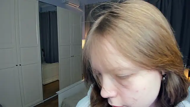 LavenderMitten online show from 03-05-26, 05:26